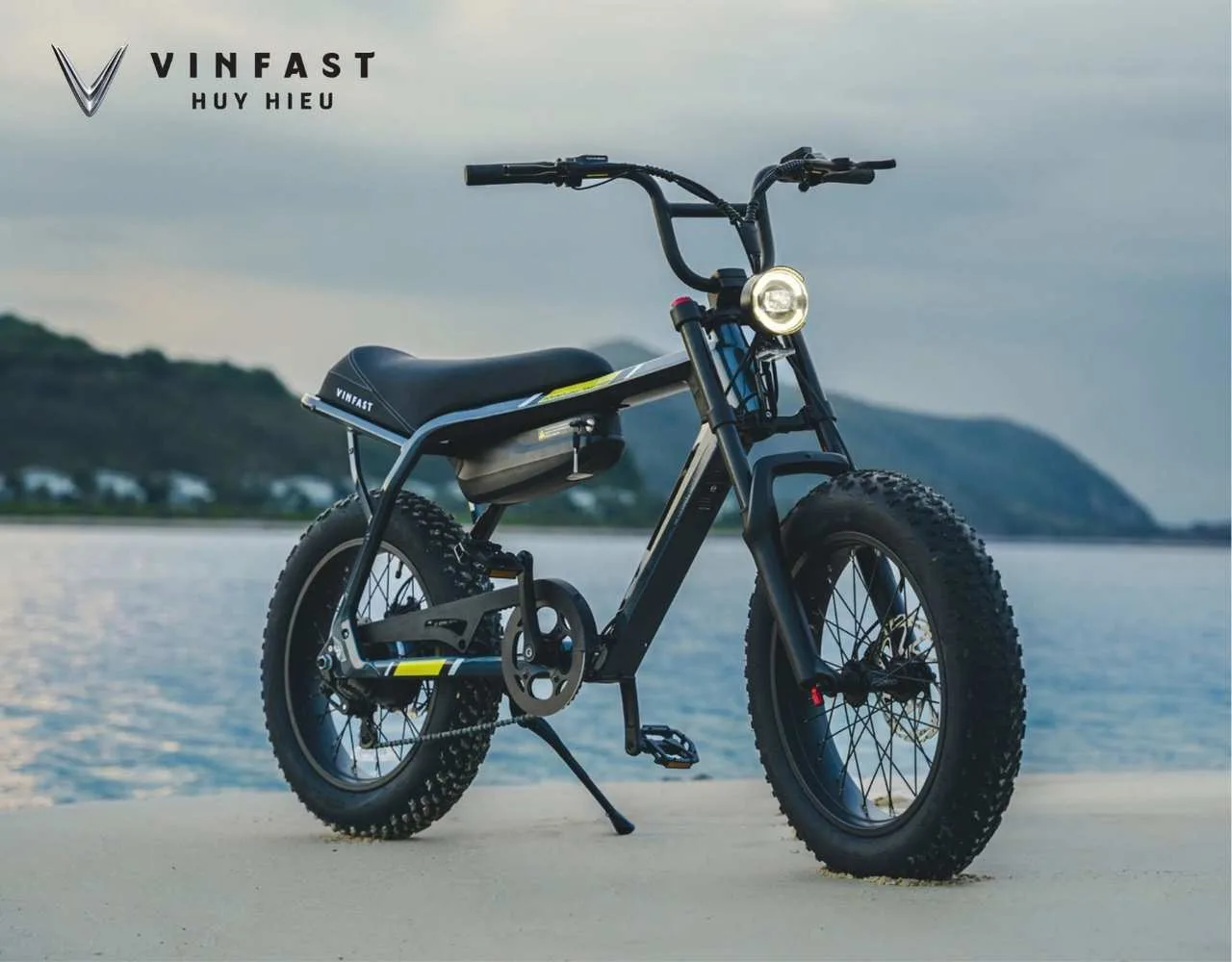 Xe đạp trợ lực điện VinFast DrgnFly với lốp bản lớn, khung nhôm chắc chắn, phù hợp di chuyển đa địa hình